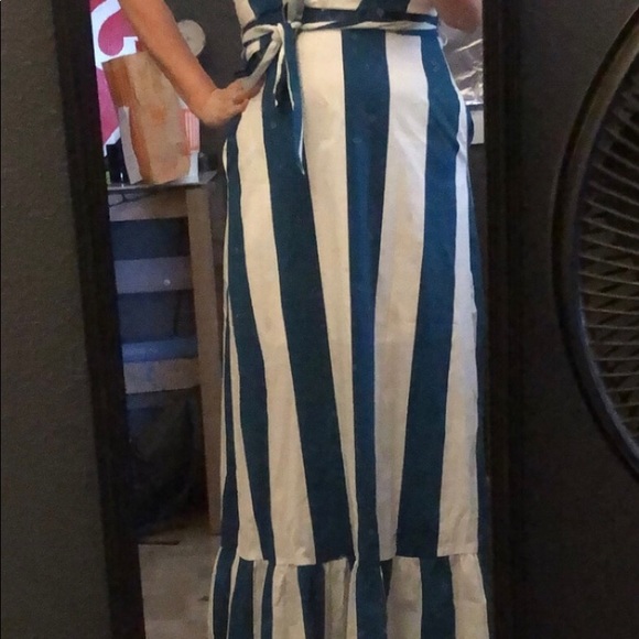 New York and Co Dress - Picture 7 of 7